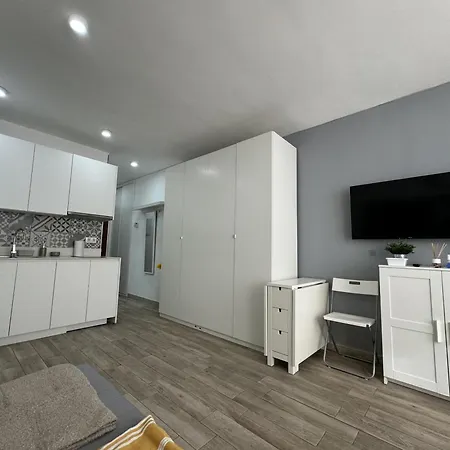 Downtown 24 By Homing Semesterbostad Torremolinos
